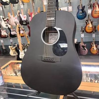 Martin Guitars - DX JOHNNY CASH 2